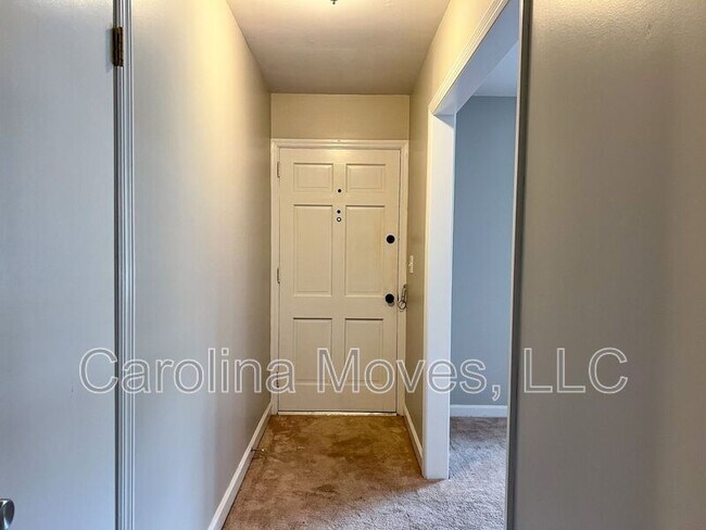 Foto del edificio - 203 Lanewood Dr
