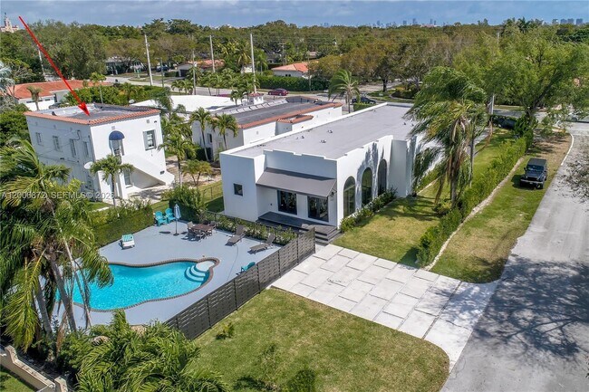 Foto del edificio - 5116 SW 57th Ave