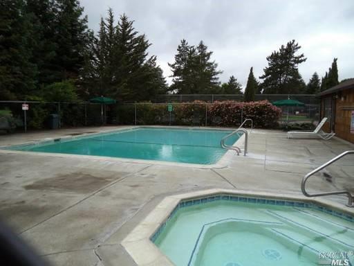 Foto del edificio - 1509 Parkway Dr