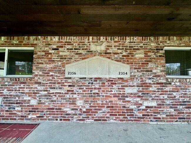 Foto del edificio - 2354-2356 Shelby St