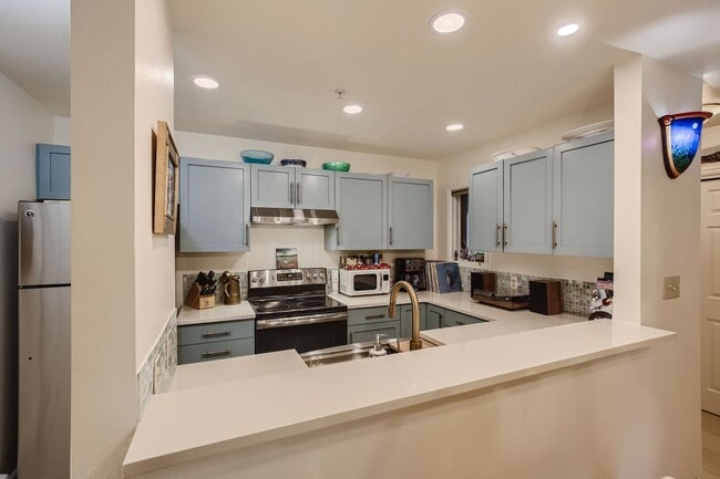 Photo - Ideal Downtown 1 BDR Close to Shops & Trails House