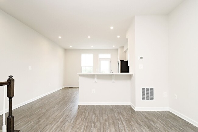 Foto del edificio - Dog-Friendly Townhome Near NGIC/DIA/NGA, CHO Airport, & Hollymead Town Center