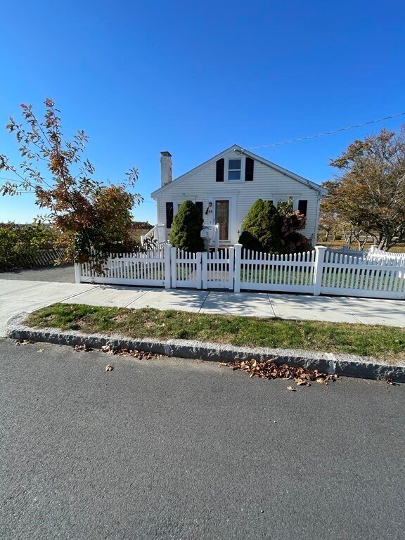 Foto principal - 49 Deerfield St