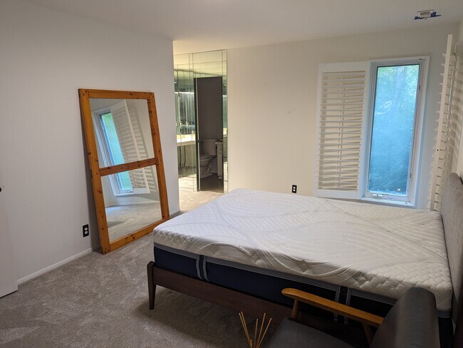 Dormitorio principal - 3501 Octavia St