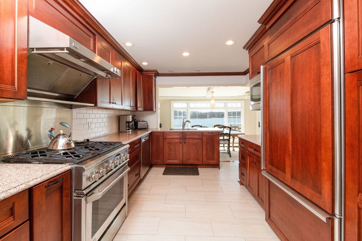 460 Ruch Ln, Southold, NY 11971 House for Rent in Southold, NY