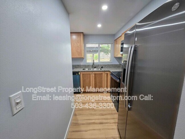 Foto del edificio - 3161 N Shore Dr SE
