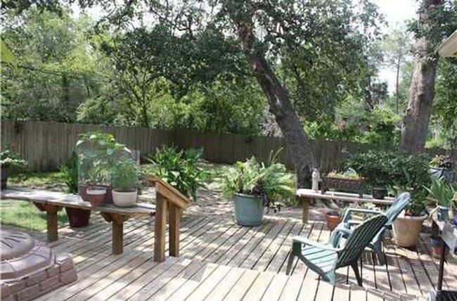 Foto del edificio - Spacious 3/2 home in convenient location