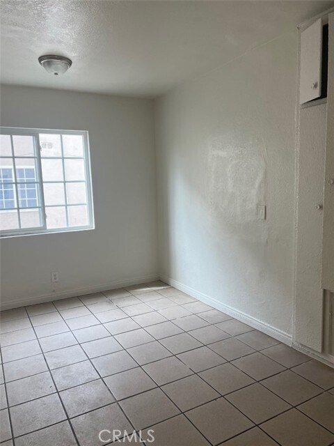 Building Photo - 7716 Walker Ave