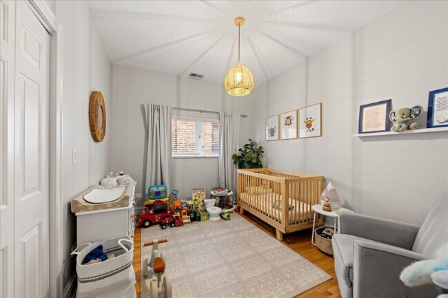 Foto del edificio - 4226 N Ashland Ave