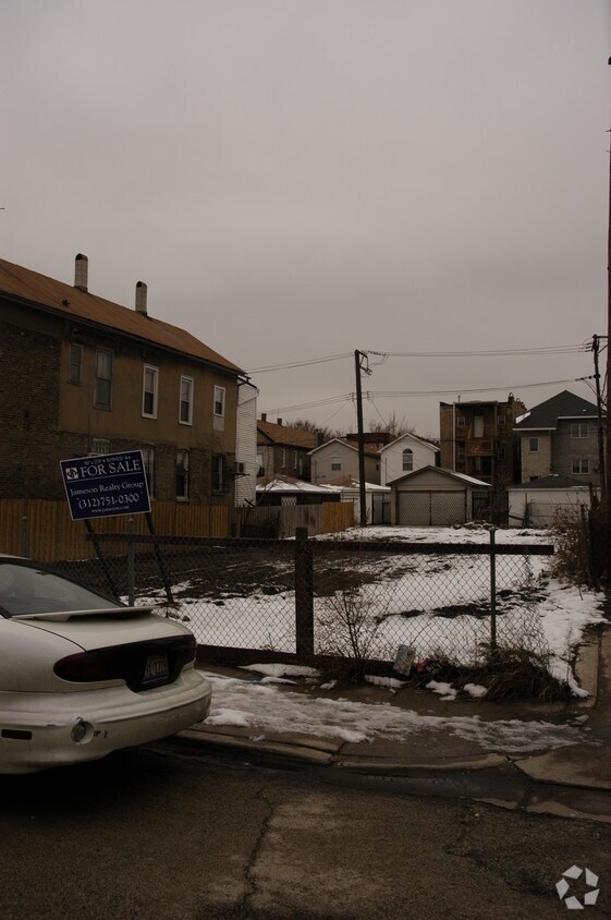 Foto principal - 2416 W Arthington St