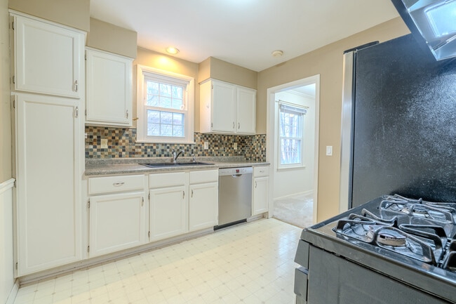 Foto del edificio - 6825 Xerxes Ave S