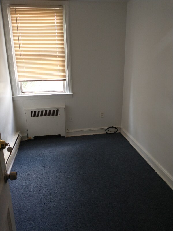 Primary Photo - 1524 Magee Ave