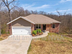 Building Photo - 54 Morvan Dr