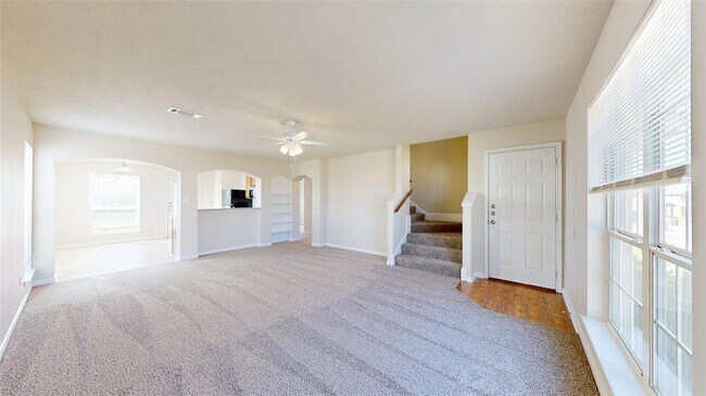 Foto del edificio - 4140 McFarland Dr