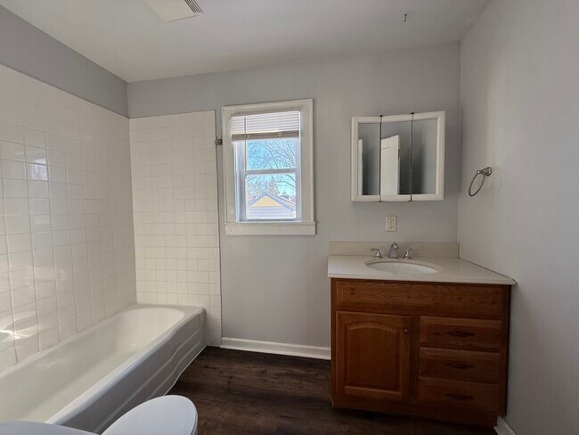 Foto del edificio - 1013 11th Ave SW