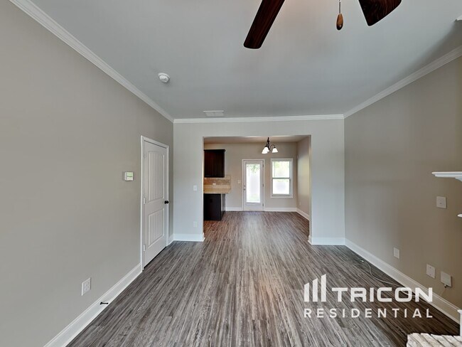 Building Photo - 237 Sableshire Way