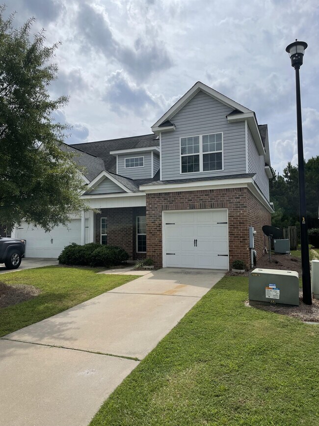 Foto del edificio - 1107 High Meadows Ct
