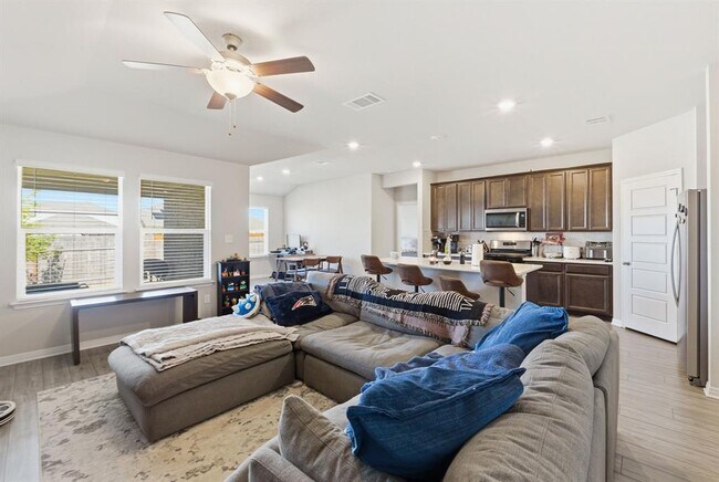 Foto del edificio - 17800 Fairbridge Ln