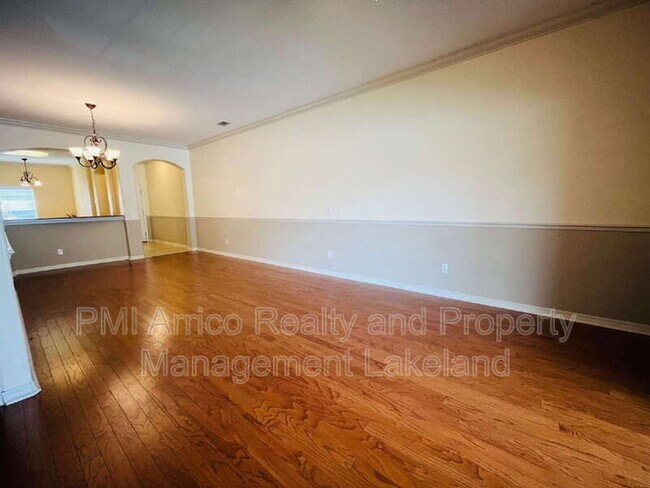 Foto del edificio - 4027 Winding Vine Dr