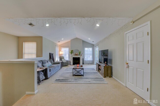 Building Photo - 38 Lackland Ave