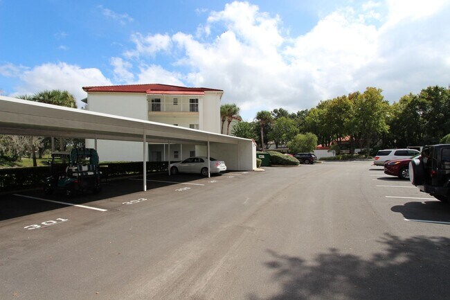 Foto del edificio - 451 Hamptoncrest Cir