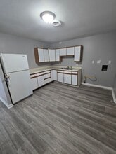 Building Photo - 708 St Norbert Dr