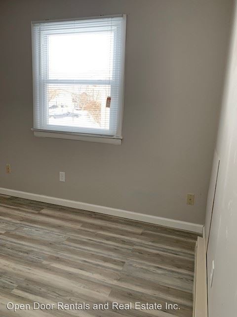 Building Photo - 7123-7125 Selkirk Dr