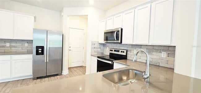 Foto del edificio - 4782 Sparkling Shell Ave