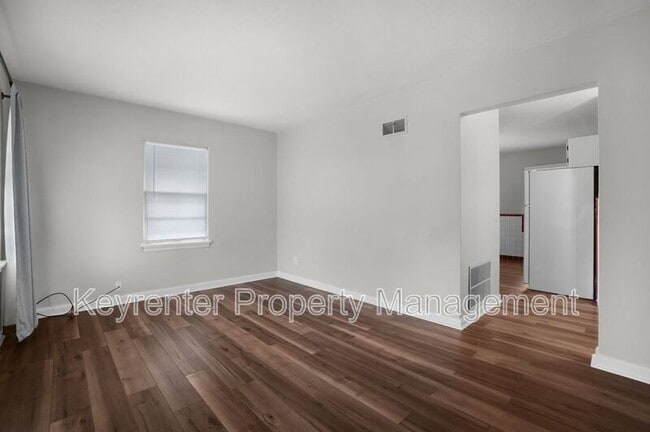 Building Photo - 1045 N New Florissant Rd