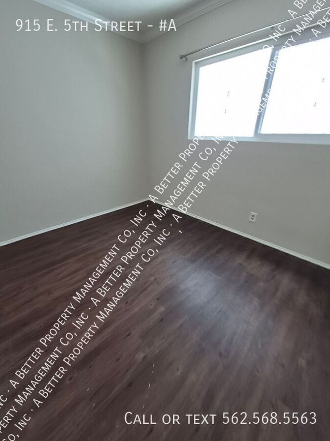 Building Photo - 915 E 5th St