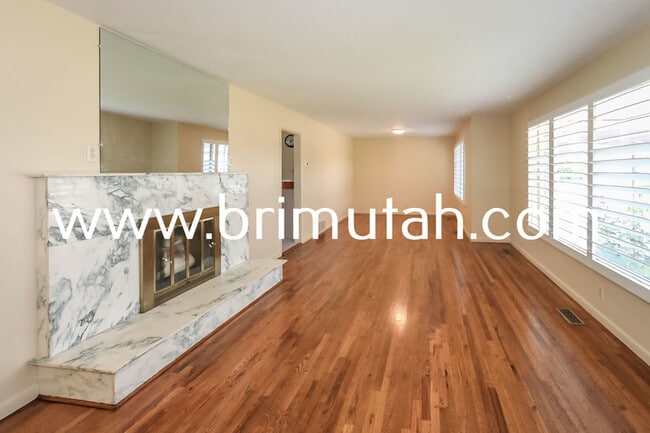 Building Photo - 415 E 4800 S