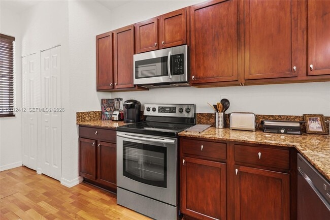 Foto del edificio - 8931 SW 18th St
