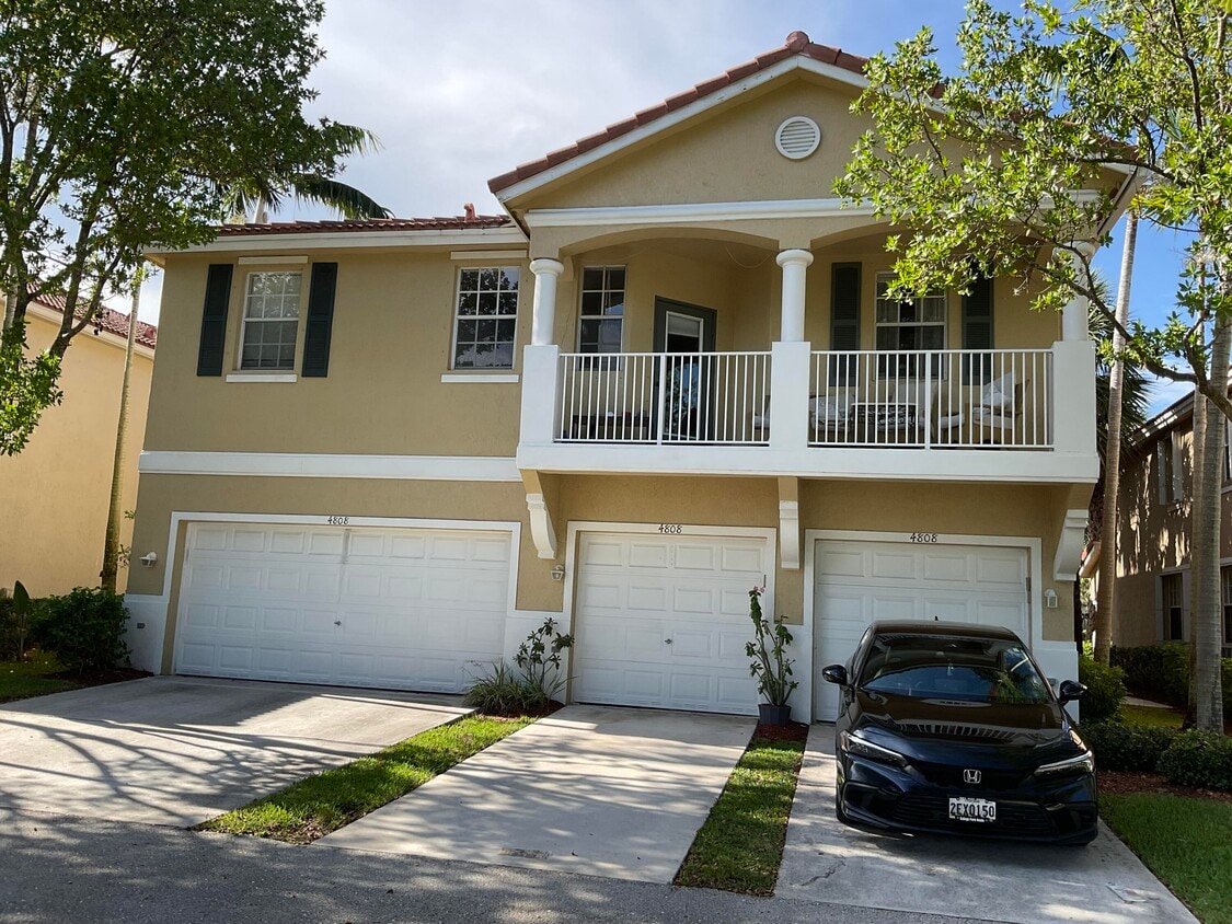 4808 W Bexley Park Dr, Delray Beach, FL 33445 Townhome Rentals in