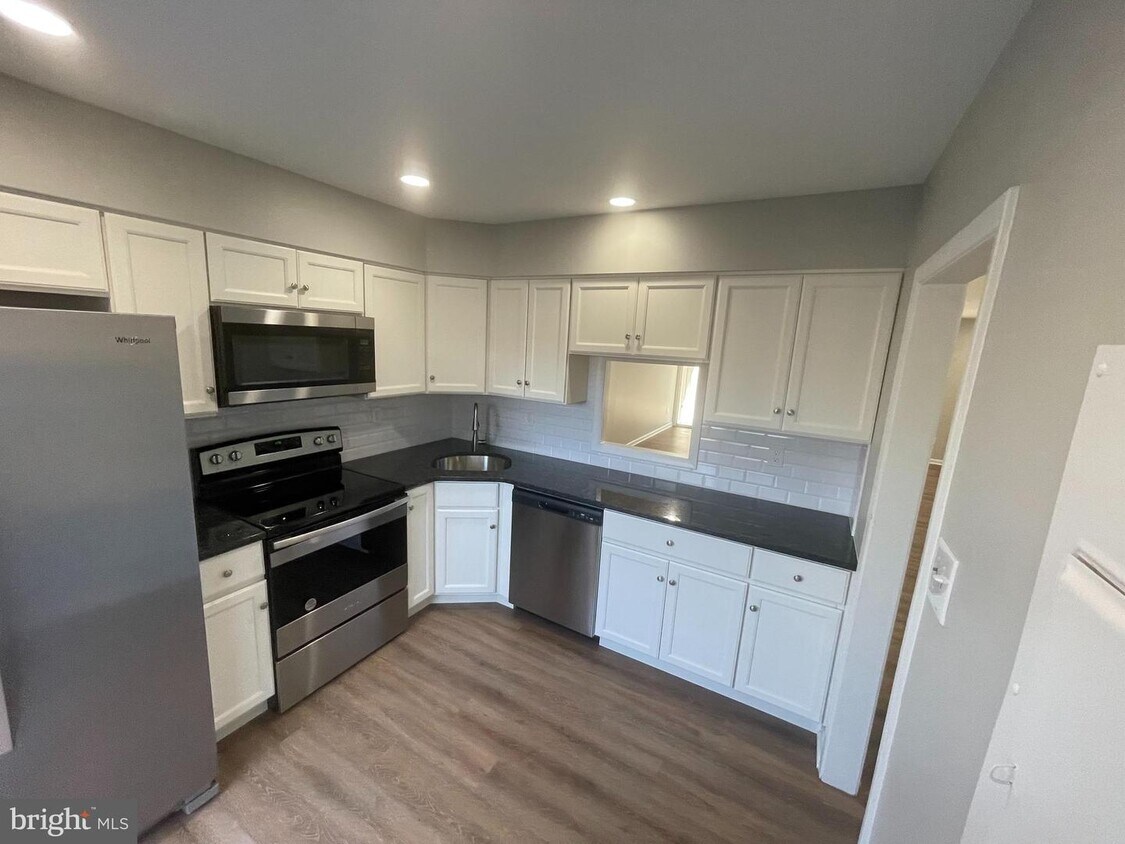 Foto principal - 7 Twin Brooks Dr