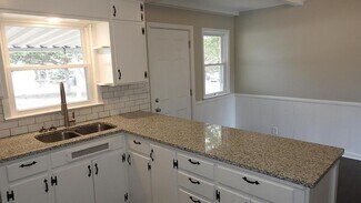 Building Photo - 3827 S Sterling Ave