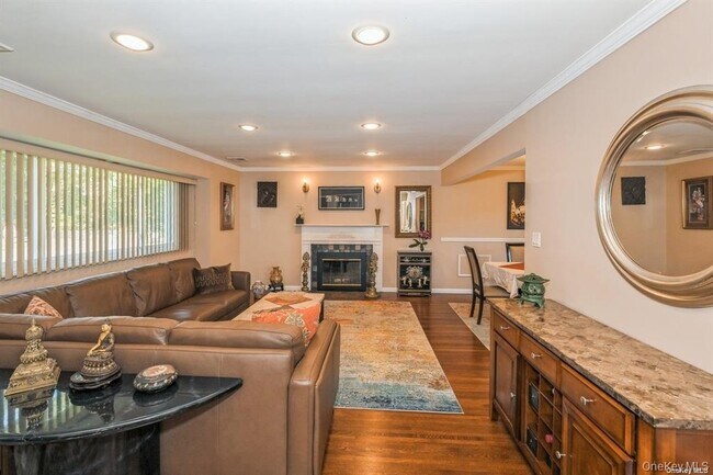 Foto del edificio - 41 Eaton Rd