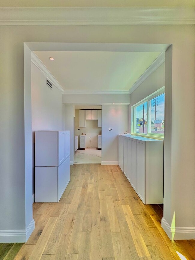 Building Photo - Limited-Time Offer for Qualified Tenants:
