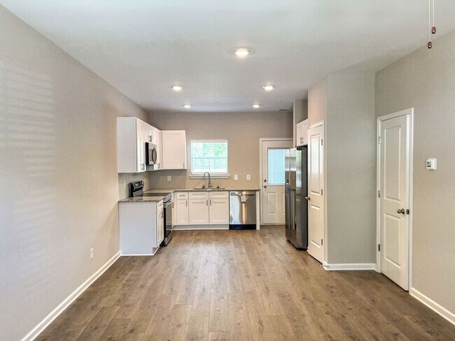 Foto del edificio - 203 Tara Ct