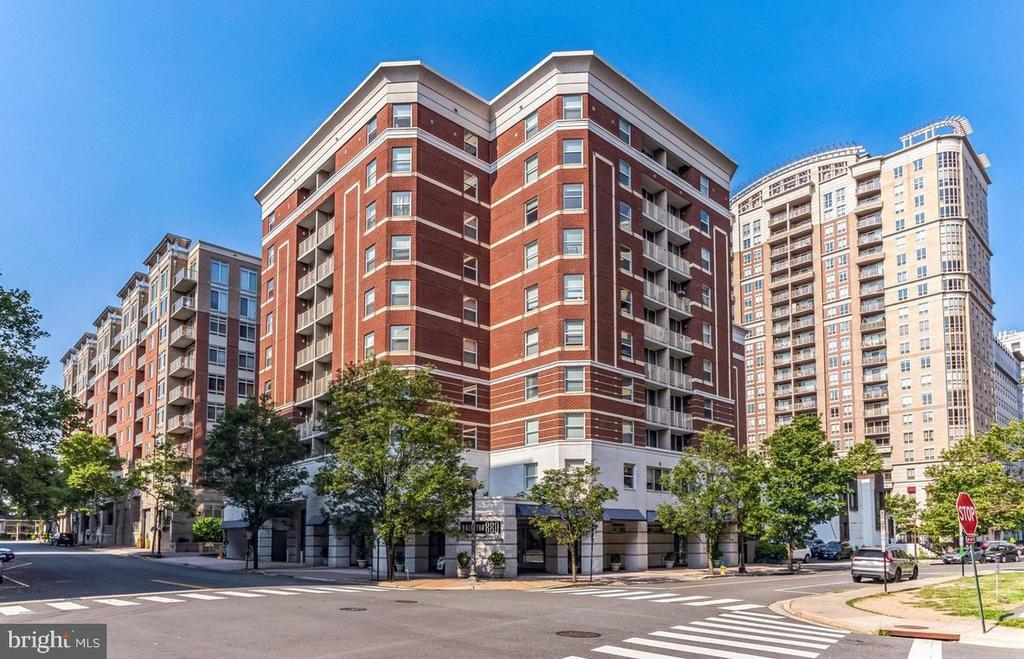 Foto principal - 880 N Pollard St