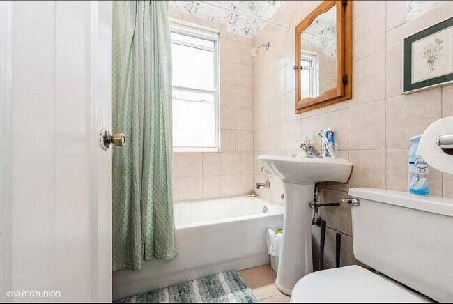 Foto del edificio - 4212 N Kimball Ave