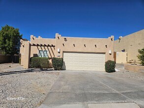 Building Photo - 13337 Calle Amapola