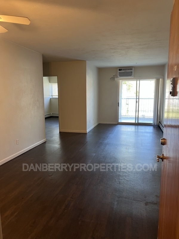 Building Photo - 3940 Jackman Rd