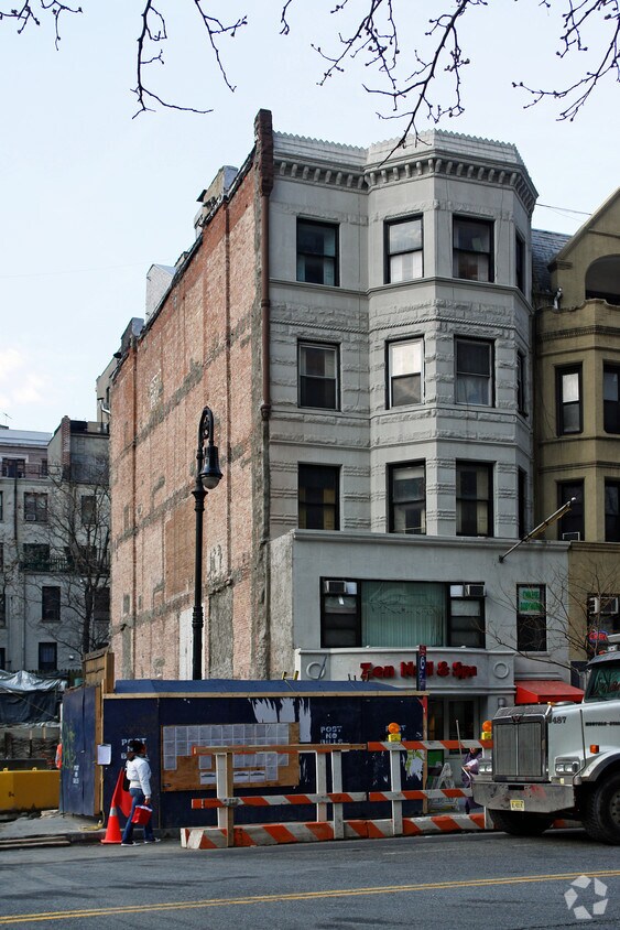 Primary Photo - 214 W 72nd St