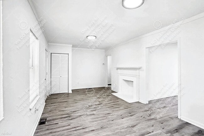 Building Photo - 3 br, 1 bath House - 916 Estes Dr SW