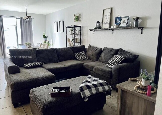 Foto del edificio - 11428 SW 252nd St