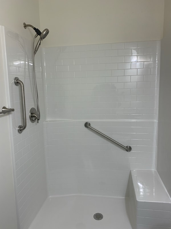 Foto del edificio - 456 Westside Dr