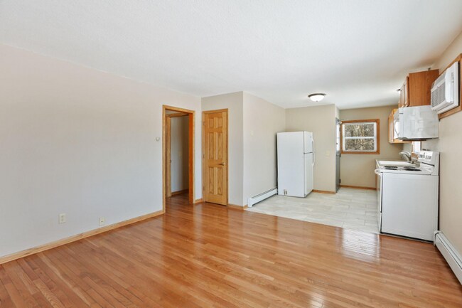 Foto del edificio - 27 97th Ave NW