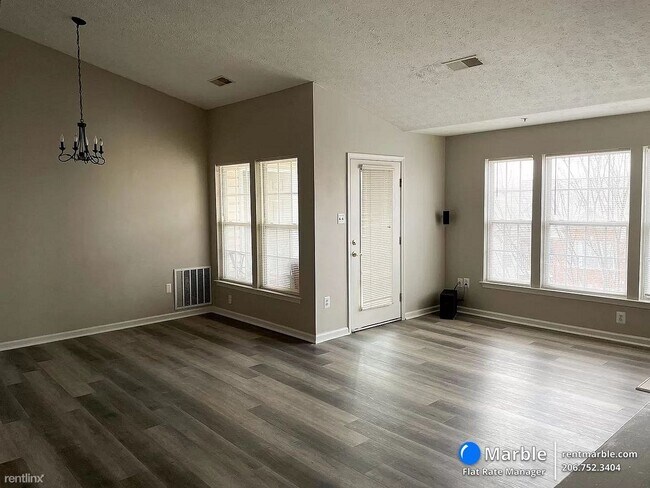 Foto del edificio - 2 br, 2 bath Condo - 3019 Hunting Ridge Dr