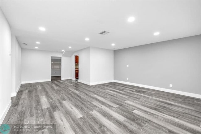 Building Photo - 1351 NW 54th Ave