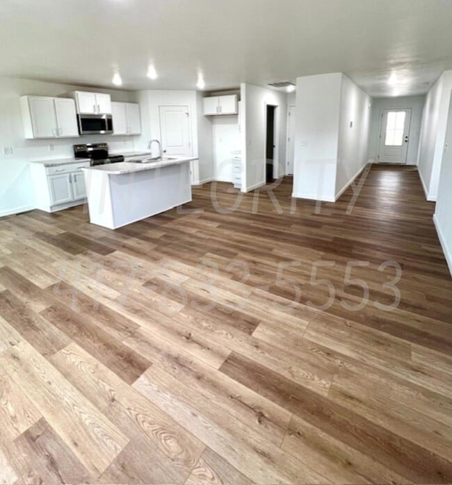 Foto del edificio - 478 E Lennox St